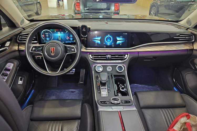 Used Hongqi H9 2020 2.0T Smart Connect Flagship Edition Center Console