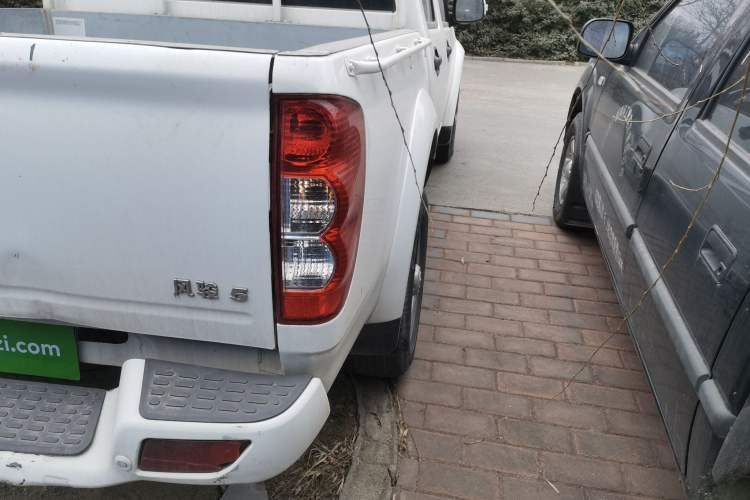 Used Great Wall Wingle 5 2021 2.4L Gasoline Two-Wheel-Drive Elite Version Small Double Cab China VI Emission Standard 4K22D4M