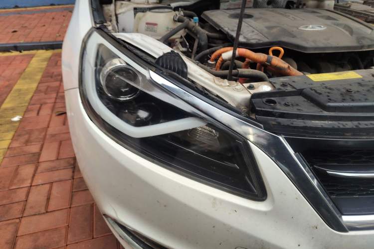 Used Chery Arrizo 7e 2016 1.6L e-Chic Edition Right Front Headlight