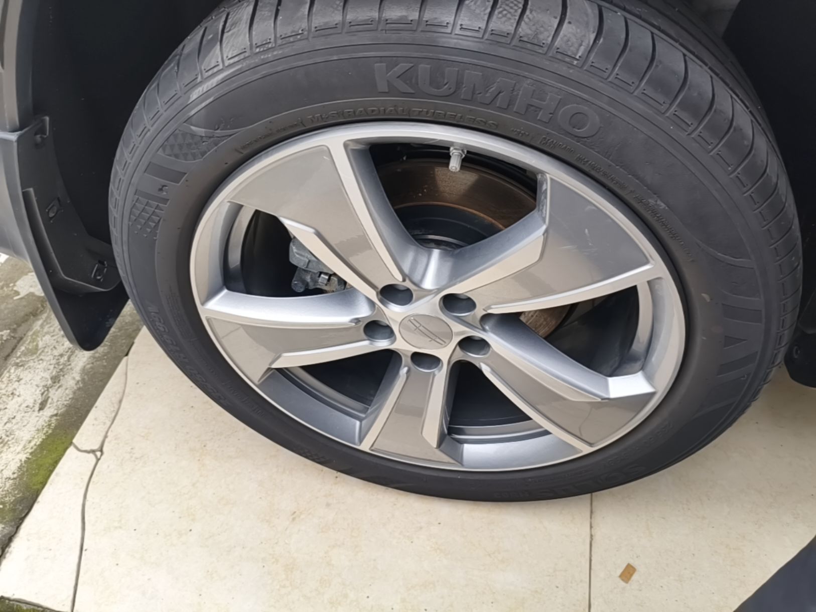 Geely Auto Haoyue L 2023 2.0T DCT Prestige Edition — снимка 11