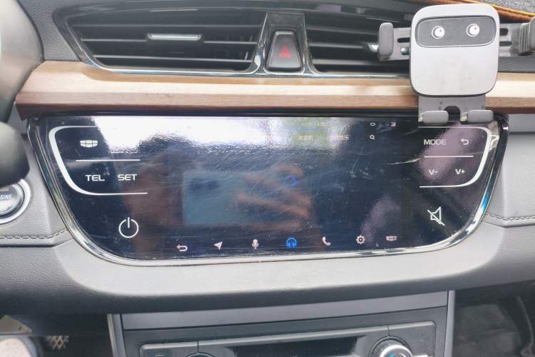 Used Geely Auto Emgrand 2018 1.5L Manual Upward Connect Edition Audio And AC Panel