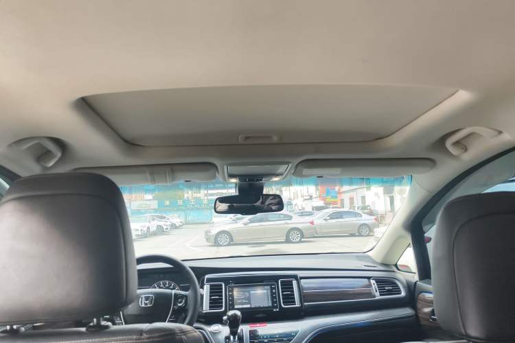 Used Honda Elysion 2016 2.4L Supreme Edition Headliner
