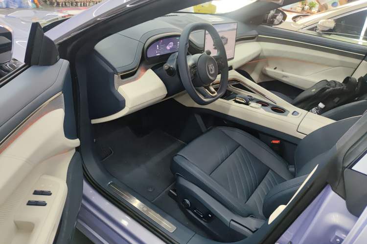 Used Zeekr 001 2025 WE Edition 100 kWh Rear-Wheel Drive
