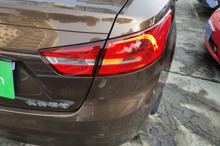 Used Ford Escort 2015 1.5L Automatic Comfort Edition
