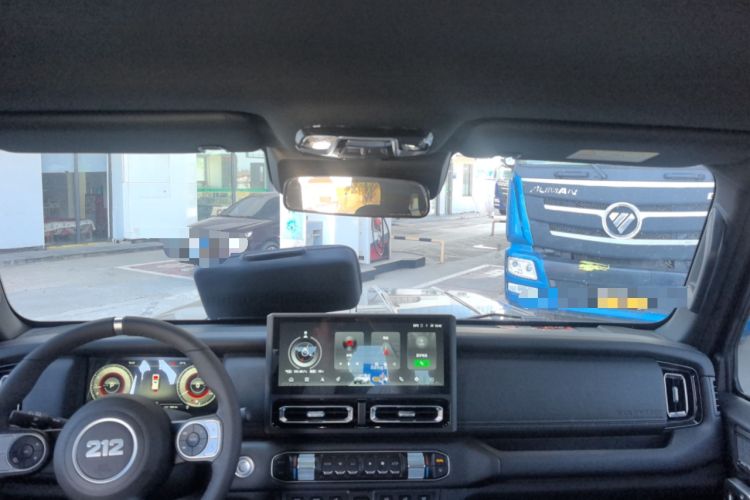 Used 212 T01 2024 2.0T Mechanic