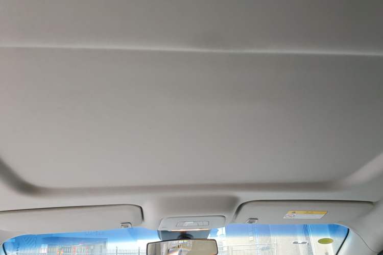 Used Buick GL8 2022 Land Cruiser Executive Class 652T Comfort Model Headliner