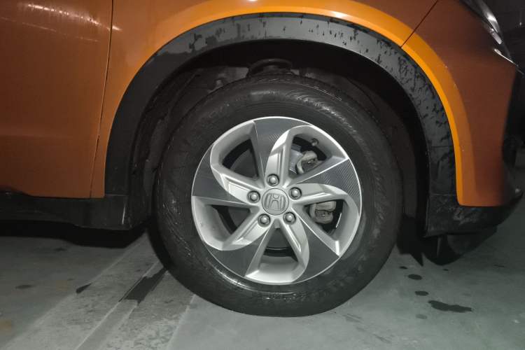 Used Honda XR-V 2015 1.5L LXi CVT Classic Edition Right Front Wheel Hub