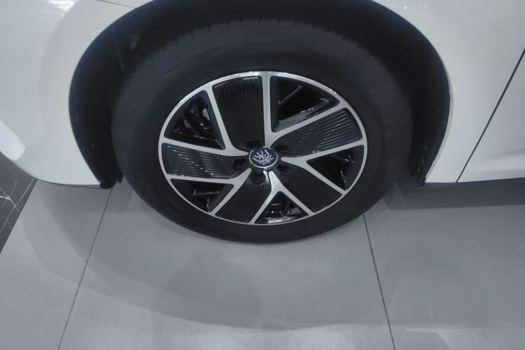 Used BYD Qin L 2024 DM-i 120KM Beyond Model