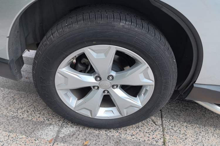 Used Subaru Forester 2013 2.5i Automatic Luxury Edition
