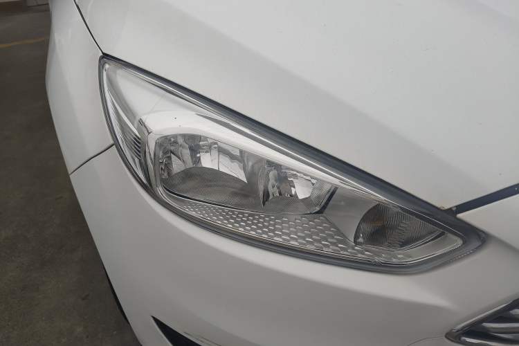 Used Ford Focus 2015 Sedan 1.6L Automatic Trend Model