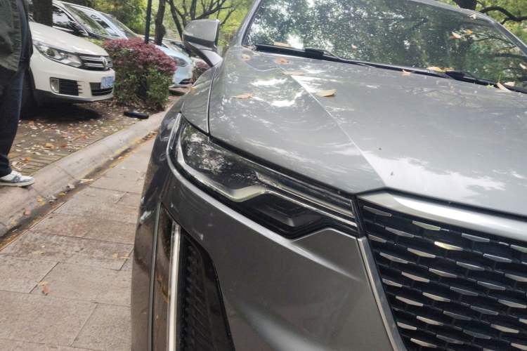 Used Cadillac XT6 2020 28T Seven-Seater Fashion Edition Right Front Headlight