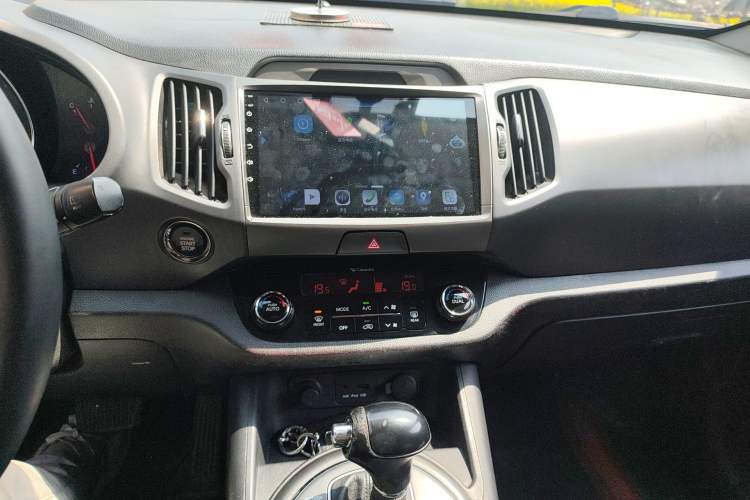 Used Kia Sportage R 2012 2.0L Automatic Two-Wheel Drive NAVI
