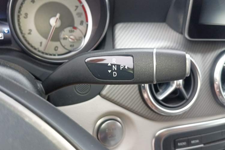 Used Mercedes-Benz GLA 2016 GLA 200 Fashion Model
