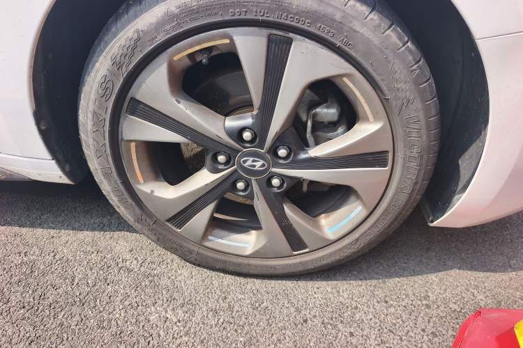 Used Hyundai Lafesta 2019 280TGDi Sport Edition China V Standard Right Front Wheel Hub