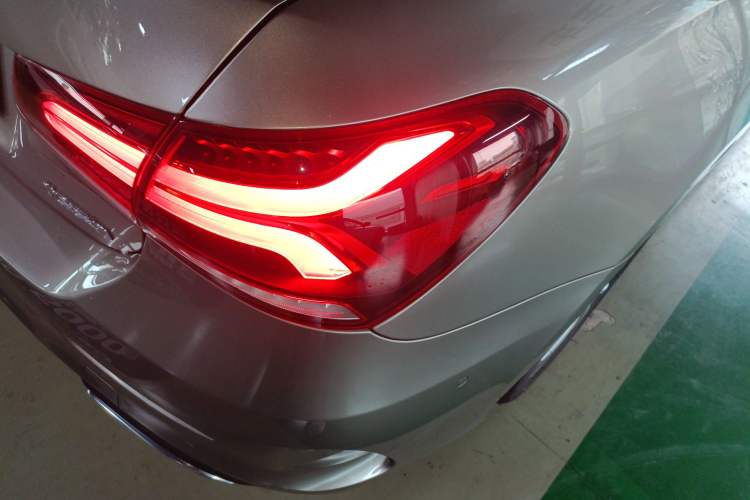 Used Mercedes-Benz A-Class 2021 A 200 L Sport Sedan Fashion Model
