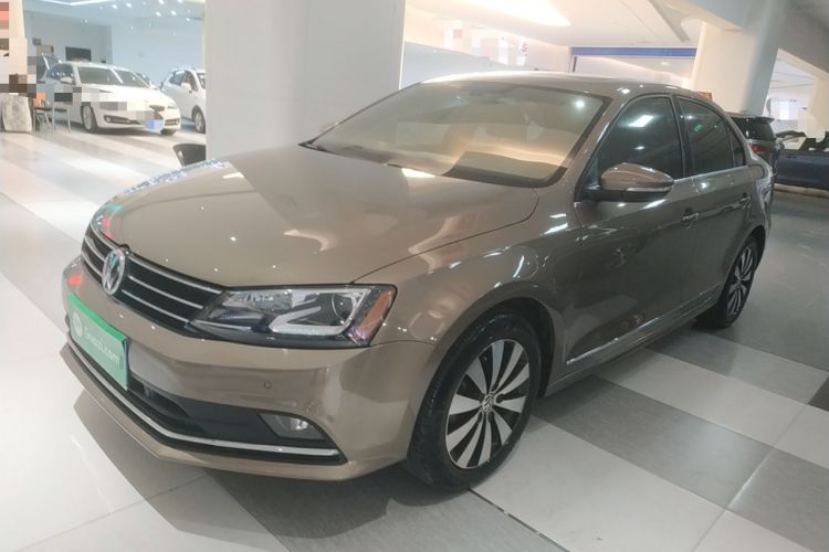 Used Volkswagen Sagitar 2015 230TSI Automatic Luxury Model