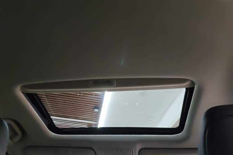 Used Honda Elysion 2024 2.0L eHEV Luxury Edition