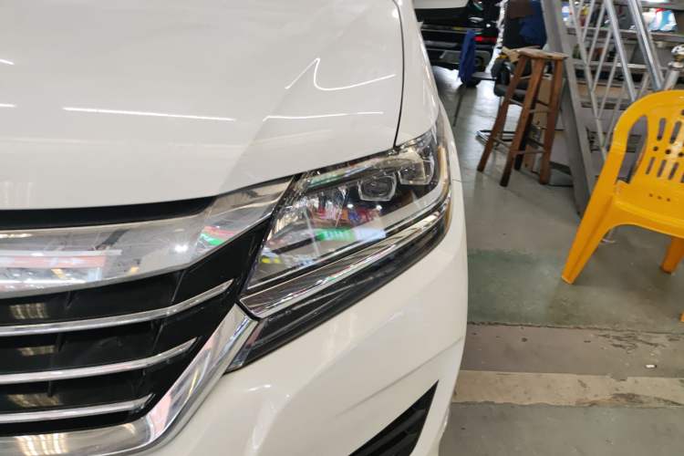 Used Honda Elysion 2016 2.4L Style Edition
