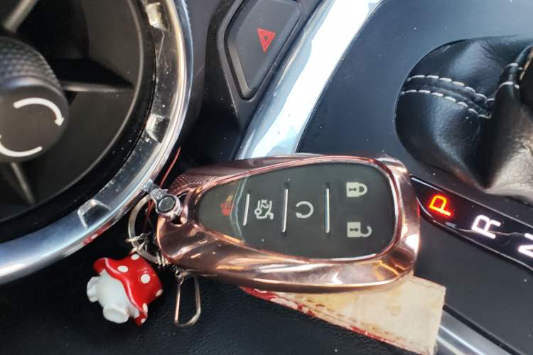 Used Chevrolet Camaro 2016 2.0T Automatic 1LT Hardtop Base Model—U.S. Specification