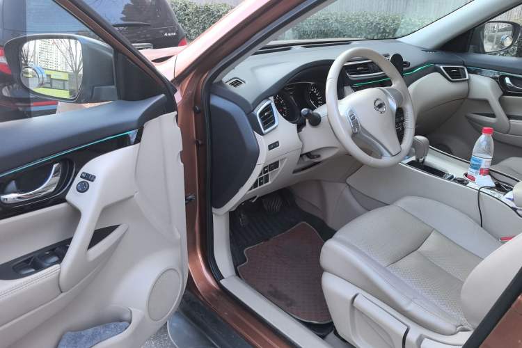 Used Nissan X-Trail 2014 2.0L CVT Comfort Edition 2WD
