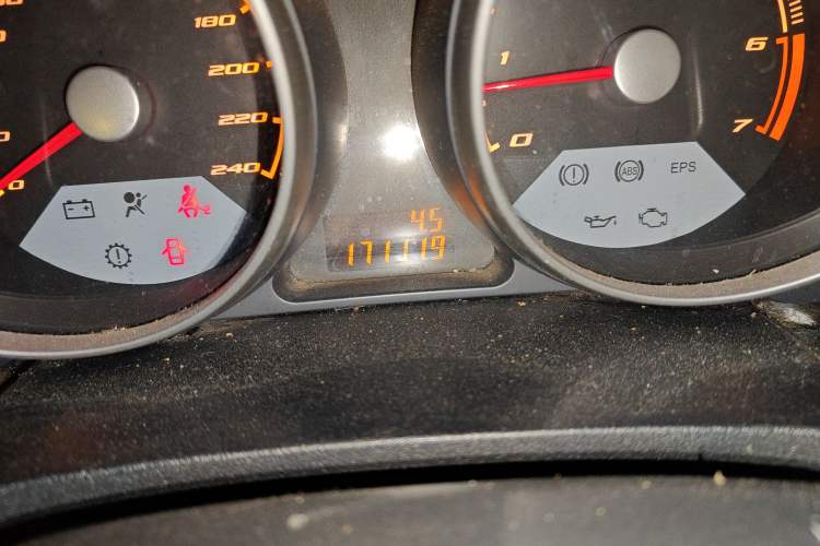 Used Brilliance Junjie FSV 2011 New Edition 1.5L Automatic Comfort Model
