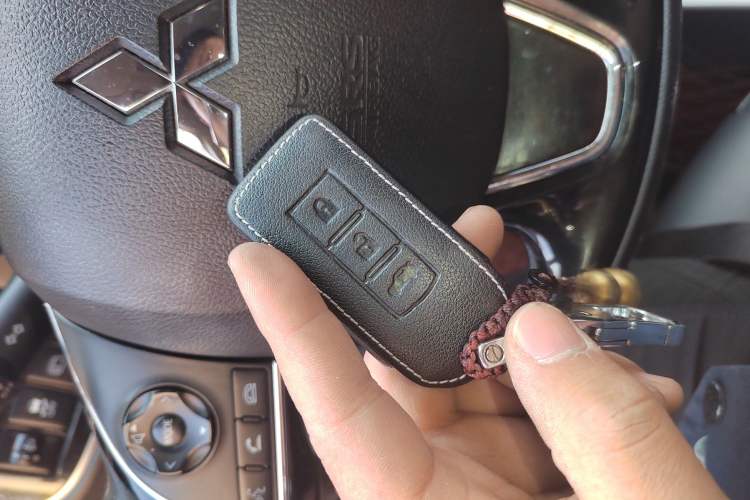 Used Mitsubishi Outlander 2020 2.0L Two-Wheel Drive Enjoyment Version 5 Seats
