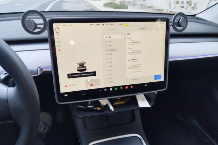 Used Tesla Model Y 2024 Long-Range All-Wheel-Drive Version Instrument Cluster