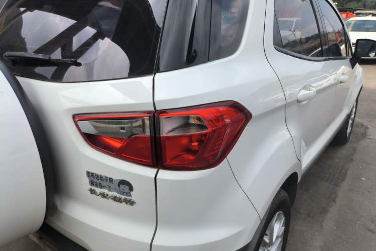 Used Ford EcoSport 2017 1.5L Manual Fashion Model Right Rear Taillight