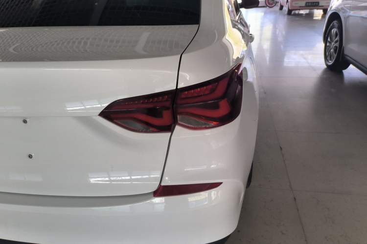 Used Chevrolet Monza 2022 320 Automatic Enjoyment Sunroof Version
