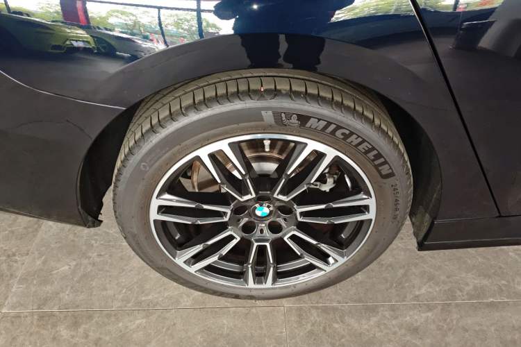 Used BMW 5 Series 2025 530Li Leading Model M Sport Package
