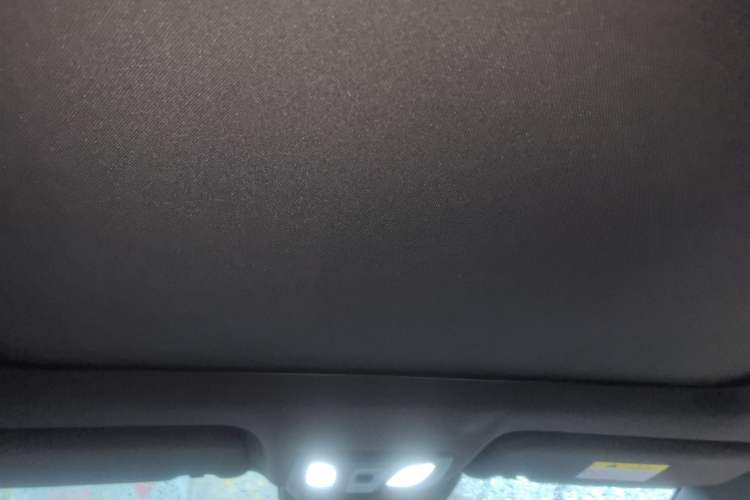 Used CHANGAN UNI-T 2022 1.5T Prestige Version
