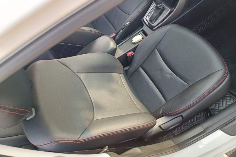 Used Hyundai Elantra (5th Generation / Langdong) 2015 1.6L Automatic Leading Model