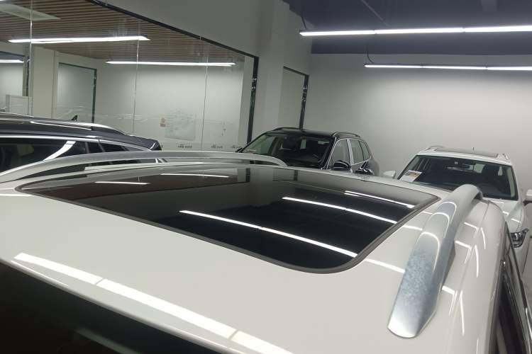 Used Volkswagen T-Cross 2021 1.5L Automatic Comfort Edition Roof