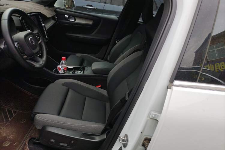 Used Volvo XC40 2023 B3 Zhiyuan Luxury Edition
