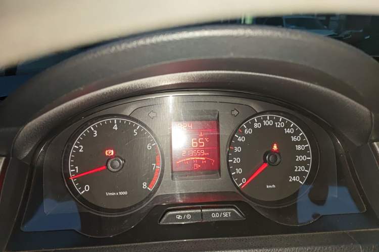 Used Volkswagen Santana 2013 1.4L Manual Comfort Edition