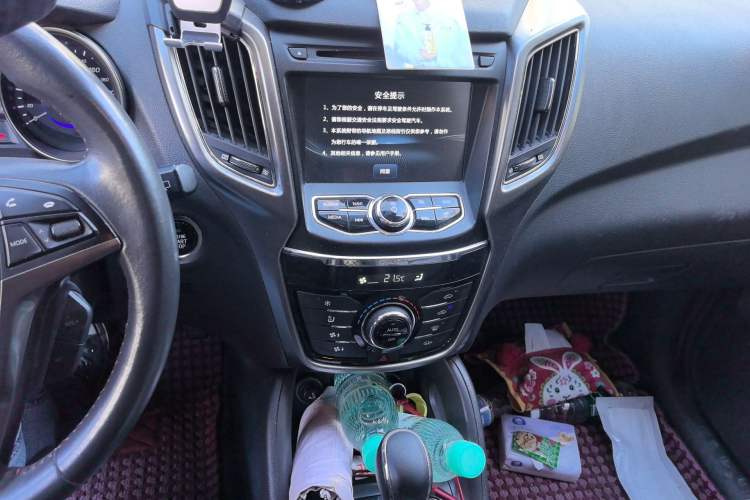 Used CHANGAN CS75 2016 1.8T Automatic Elite Model China V Standard
