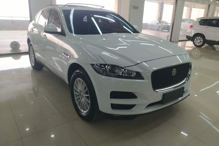 Used Jaguar F-PACE 2016 2.0T Two-Wheel Drive Urban Luxury Edition