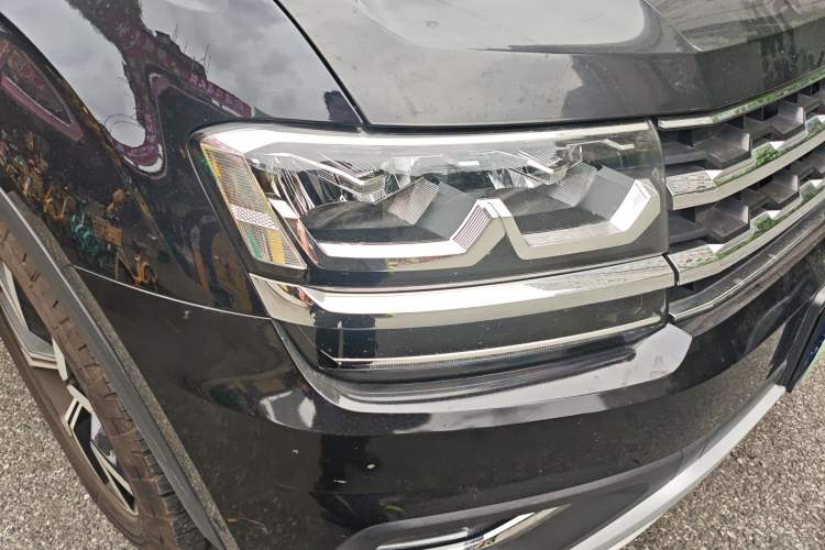 Used Volkswagen Teramont 2019 380TSI Four-Wheel Drive Luxury Version China VI Standard Right Front Headlight