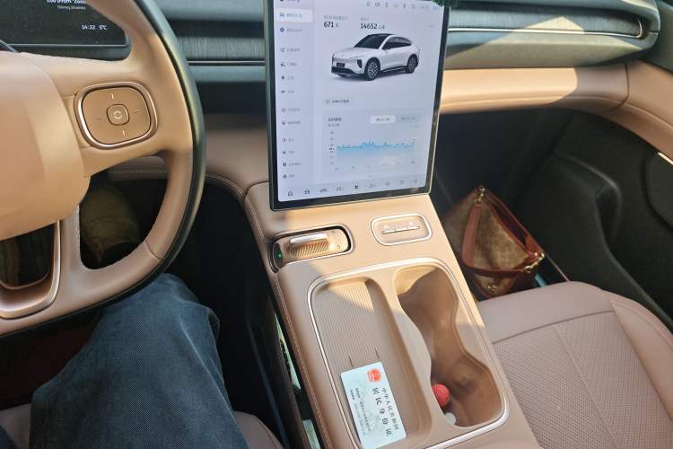 Used Nio EC6 2024 75 kWh
