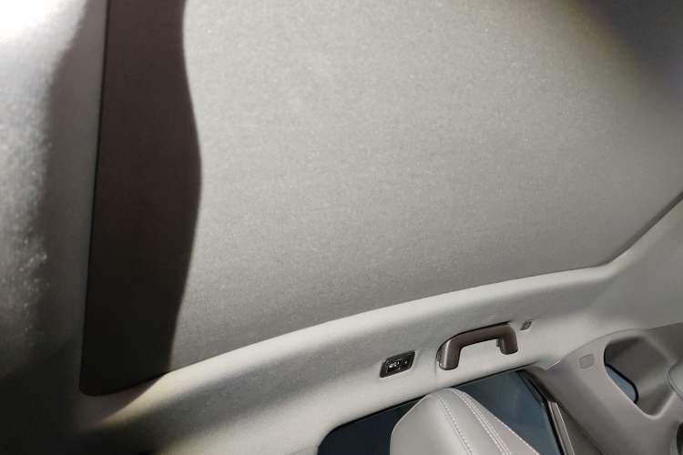 Used JETOUR Shanhai L6 2024 1.5TD DHT MAX
