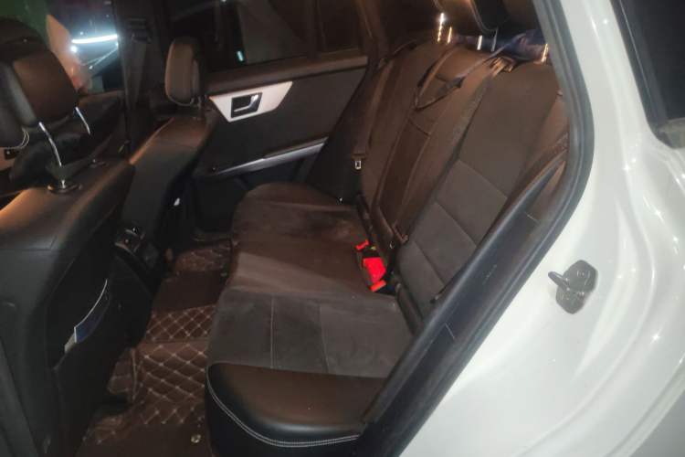 Used Mercedes-Benz GLK-Class 2015 GLK 260 4MATIC Fashion Edition Ultimate Version Left Rear Seat