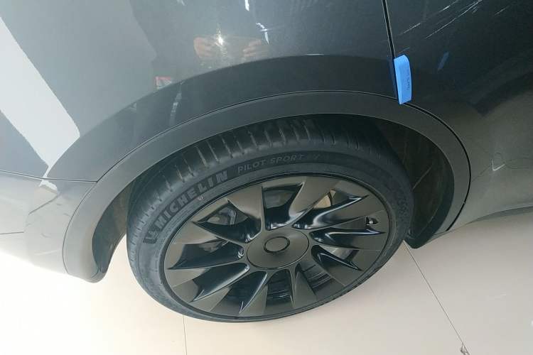 Used Tesla Model Y 2022 Revised Version Rear-Wheel Drive Exterior 5