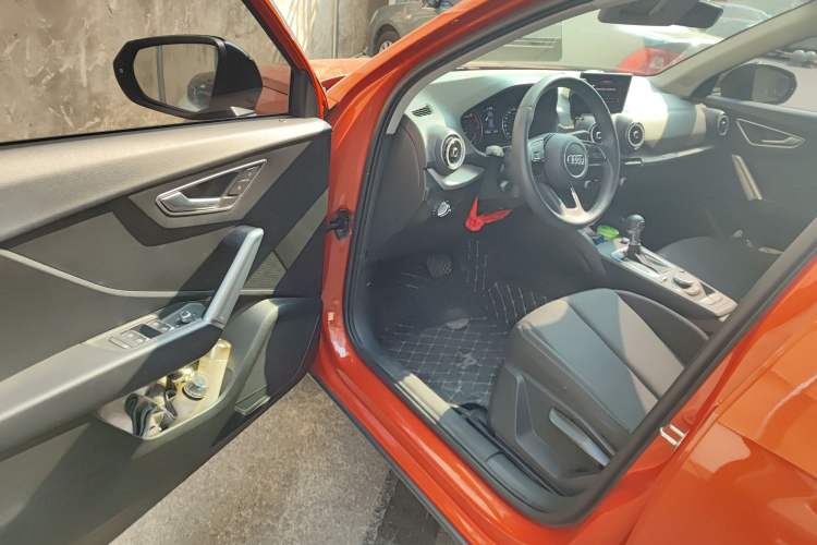 Used Audi Q2L 2021 35 TFSI Progressive Dynamic Edition
