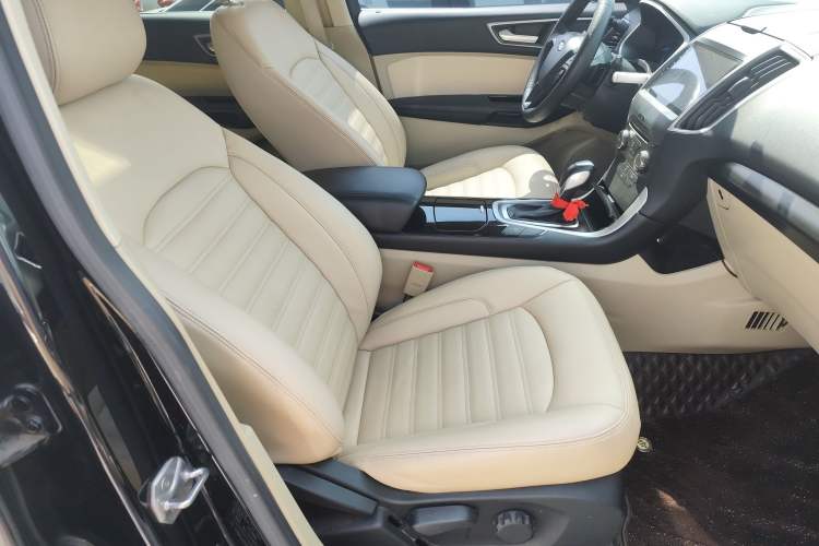 Used Ford Edge 2016 EcoBoost 245 Two-Wheel-Drive Titanium 5-Seater