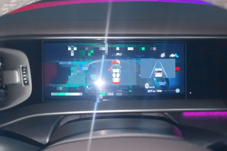 Used Denza D9 2024 DM-i 970 Luxury Model
