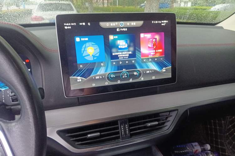 Used BYD Tang New Energy 2018 DM 2.0T All-Wheel Drive Smart Connectivity Luxury Model 7 Seats China V Emission Standard
