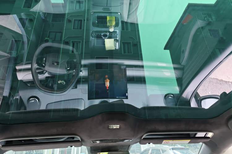 Used Geely Galaxy 8 2025 130km EM-i Flagship Edition Headliner