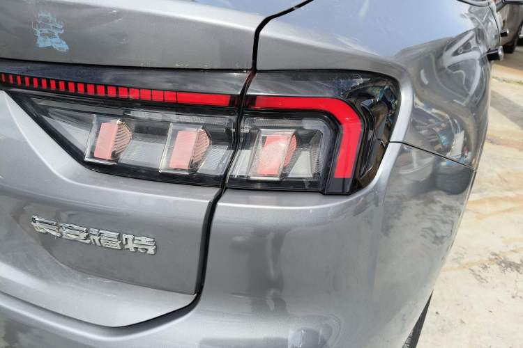 Used Ford Mondeo 2022 EcoBoost 245 Ultimate Model
