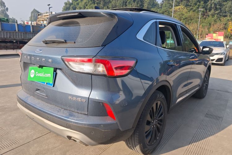 Used Ford Escape 2024 EcoBoost 245 Two-Wheel-Drive Titanium Edition