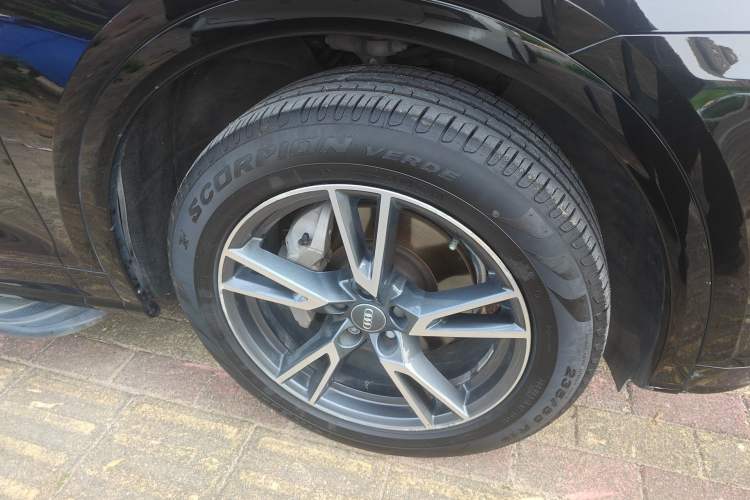 Used Audi Q5L 2020 40 TFSI Prestige Fashion Edition Right Front Wheel Hub